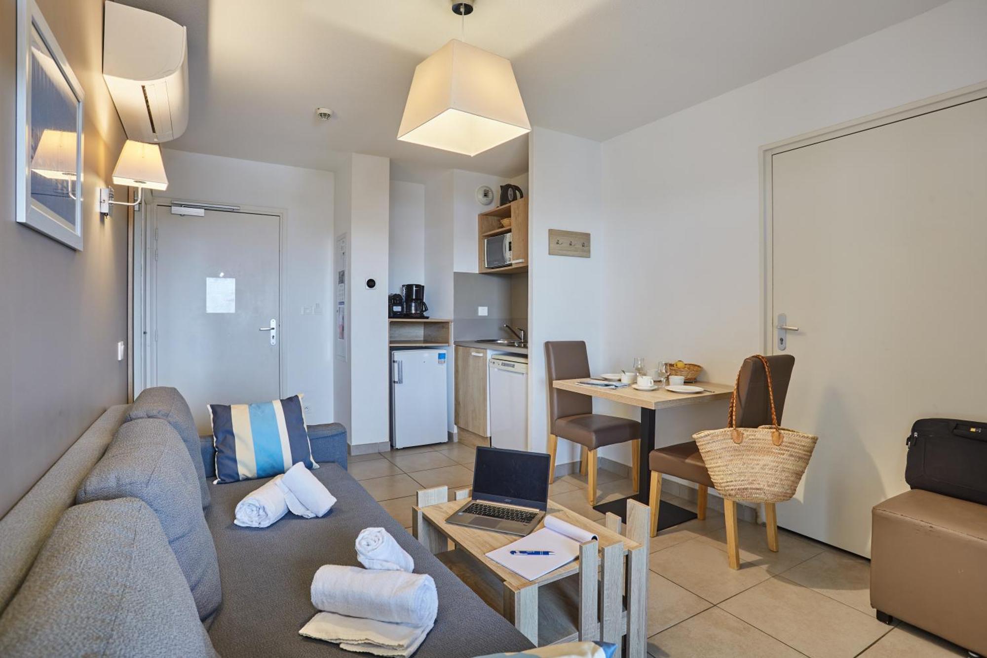 Residence Odalys Le Lotus Blanc Ле Баркарес Экстерьер фото